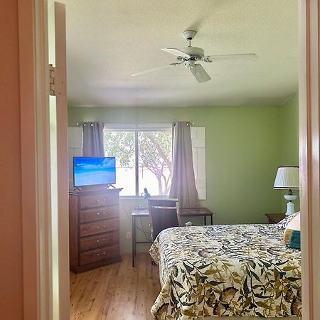 Vineyard Vista Suite With Tv And Private Bathroom 赫米特 外观 照片