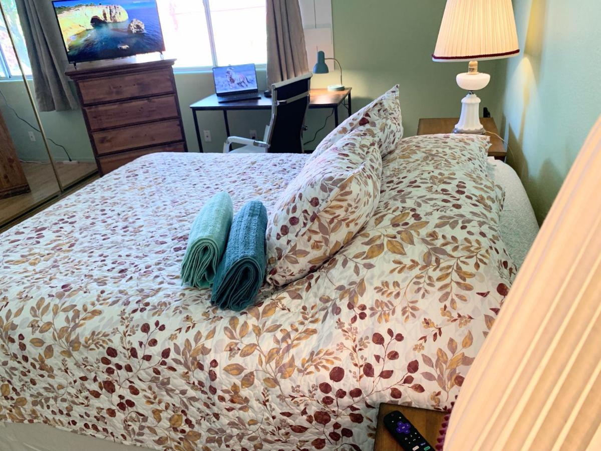 Vineyard Vista Suite With Tv And Private Bathroom 赫米特 外观 照片